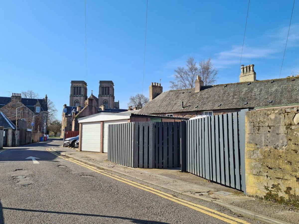 Alexander Cottage อินเวอร์เนส ภายนอก รูปภาพ